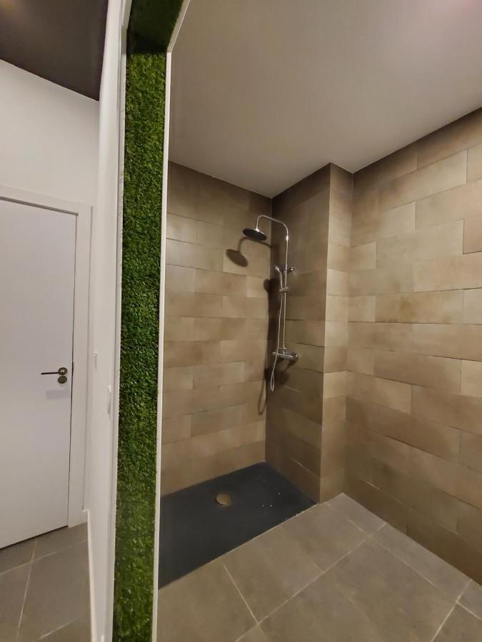 Small And Cozy Rooms - G Valencia Exterior photo