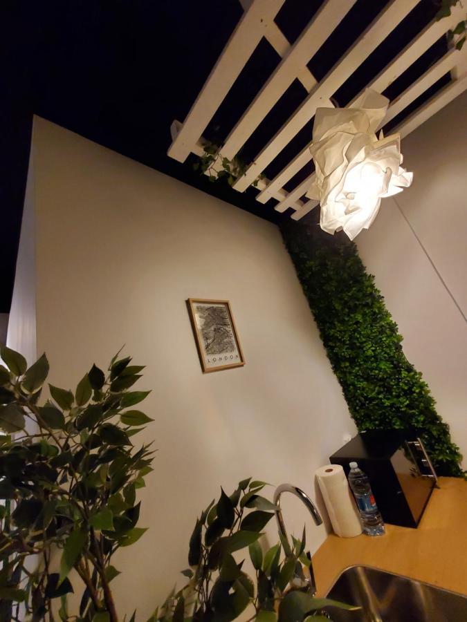 Small And Cozy Rooms - G Valencia Exterior photo
